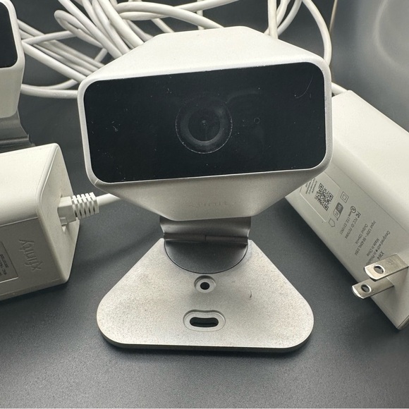2 Xfinity Home Security Cameras – Indoor/Outdoor, Live Talk, Used - Picture 2 of 8